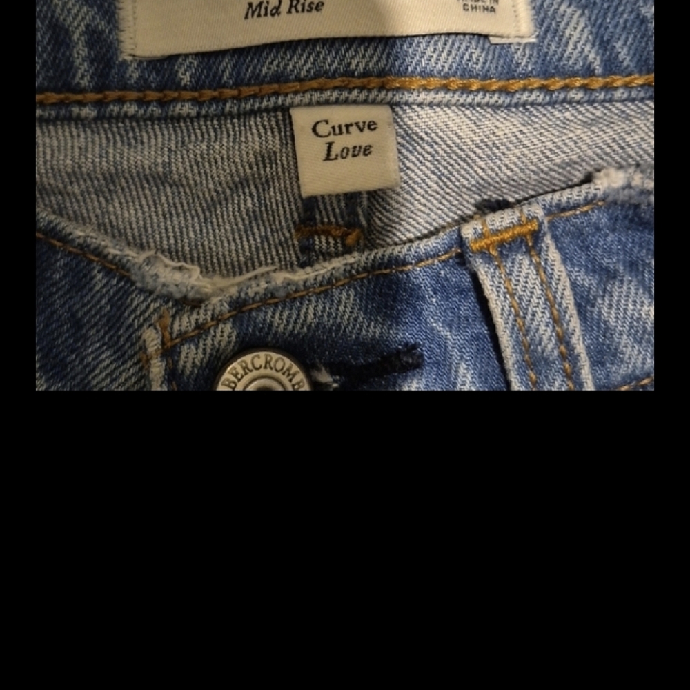 Abercrombie & Fitch Curve Love Mid Rise Jeans - Blue - Picture 3 of 5